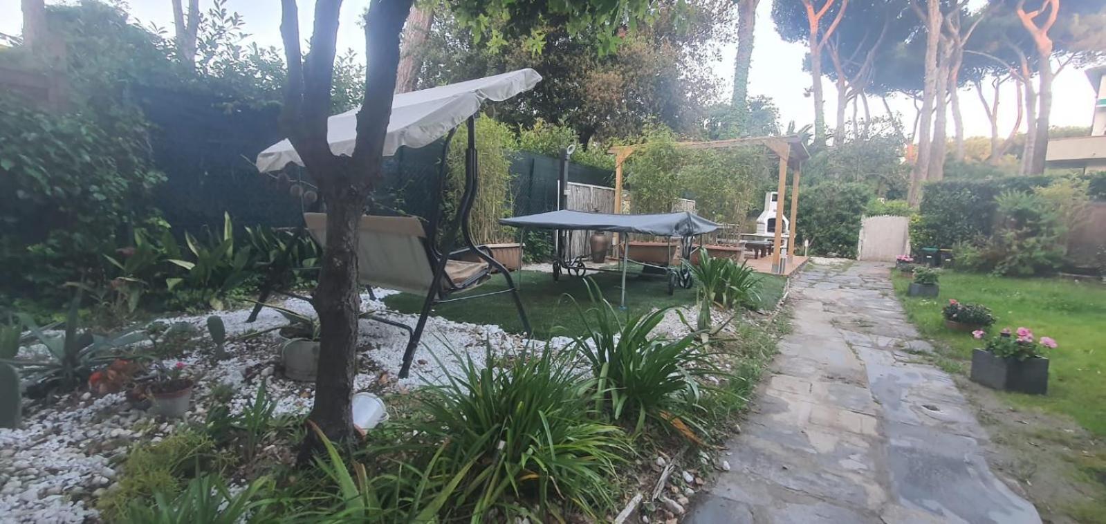 Domusauroom, Relax Nel Cuore Della Versilia - Pet Friendly Viareggio Luaran gambar