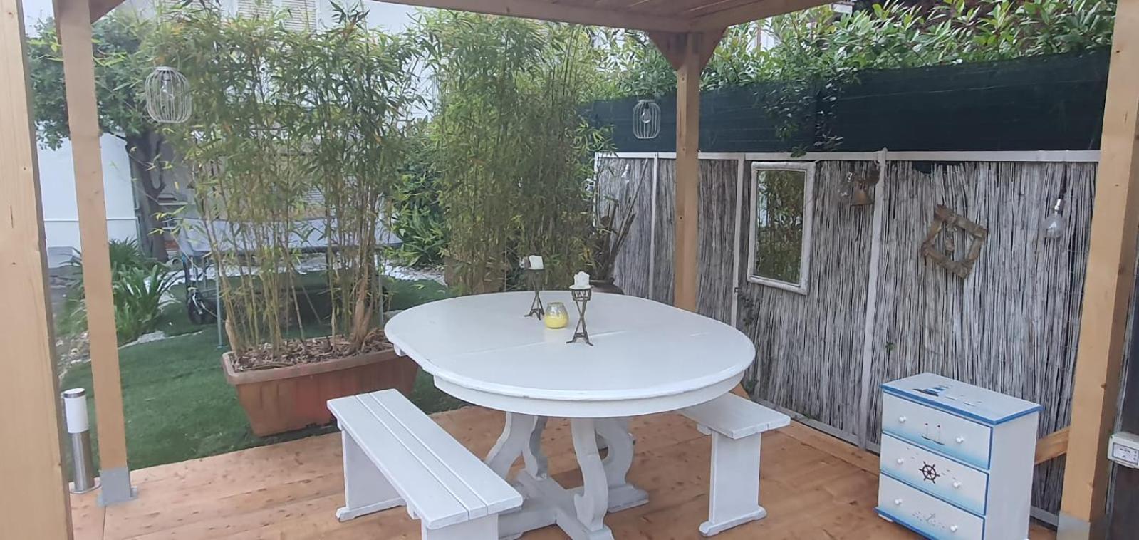 Domusauroom, Relax Nel Cuore Della Versilia - Pet Friendly Viareggio Luaran gambar